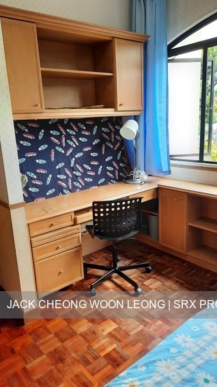 Jalan Dermawan (D23), Terrace #398890981